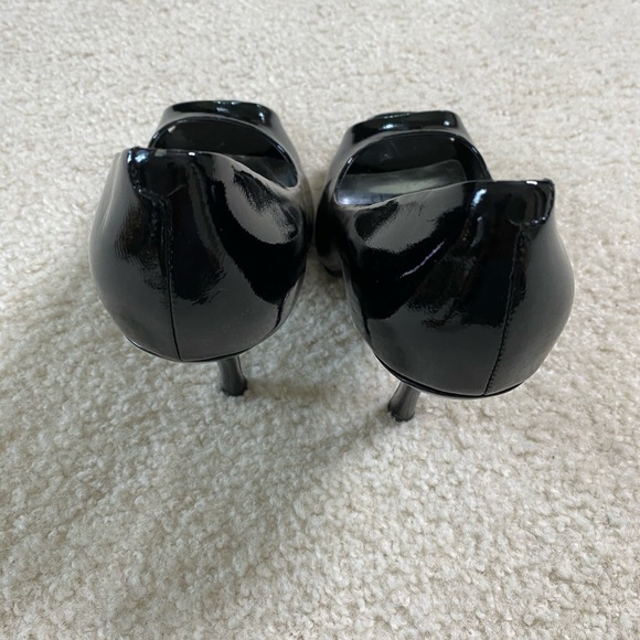 Black open toe pumps - Picture 3 of 5
